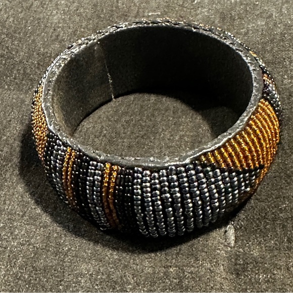 Handmade Beaded Bracelet. Masai. Bought in Africa, July 2025 - Picture 7 of 7